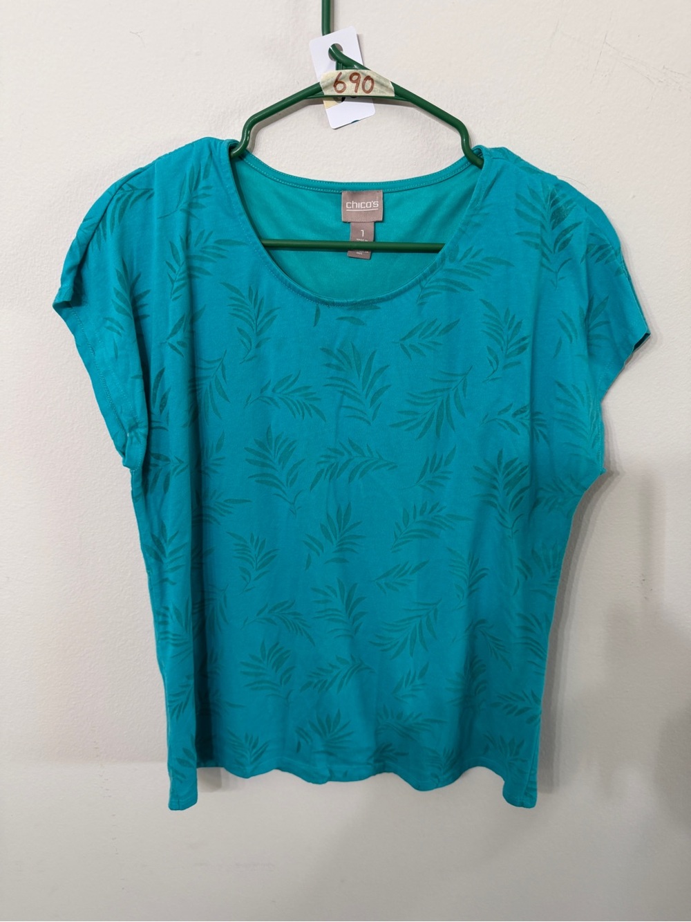 Women’s Chico’s Size 1 Medium Teal Tropical Leaf Print Short Sleeve Top